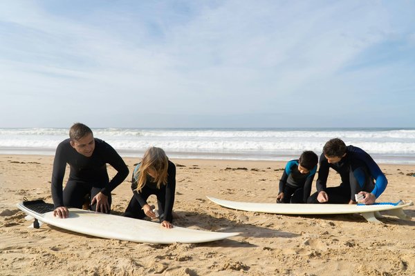 How Do Professional Surfers Train to Hold Their Breath for Big Wave Riding?